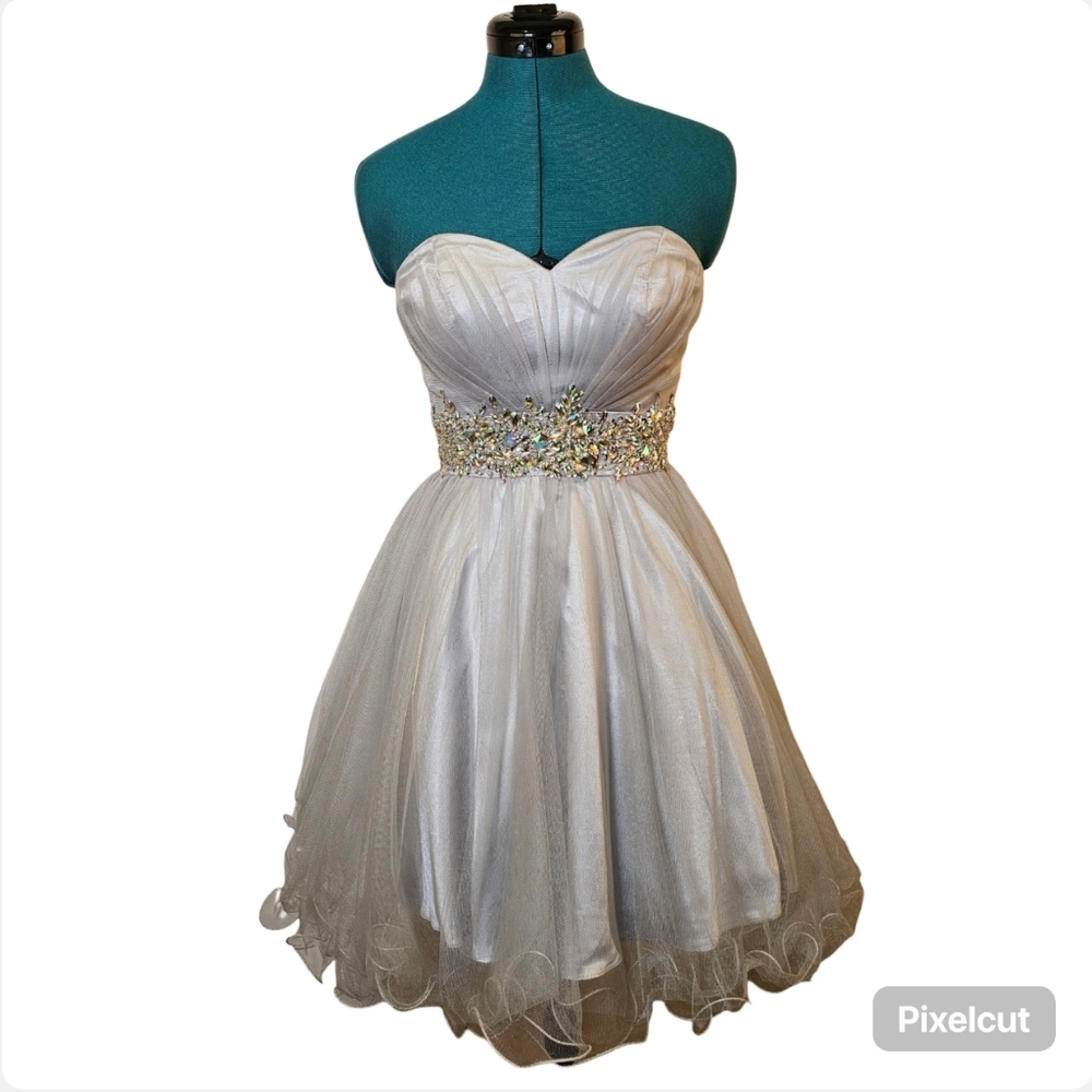 👍Perfect Dress grey tule bedazzled waist strapless midi graduation dress size S